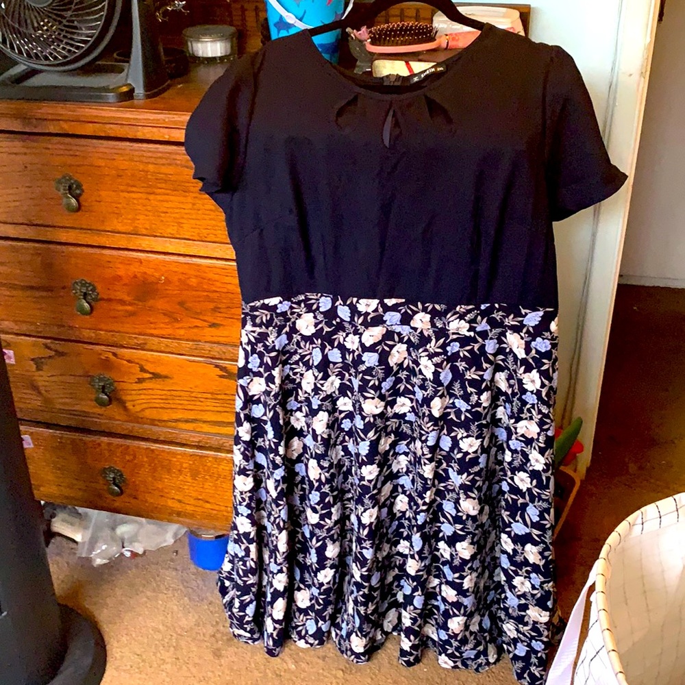 Shein 2XL blue floral dress